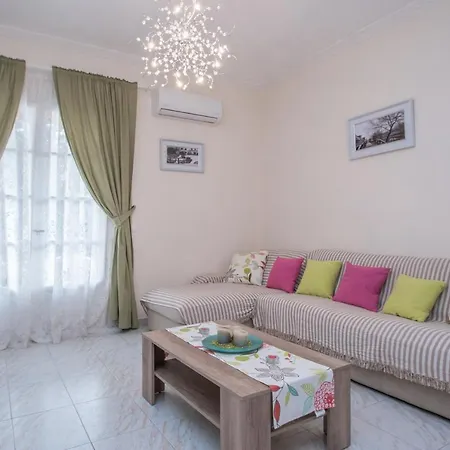 Holiday home Urban B *